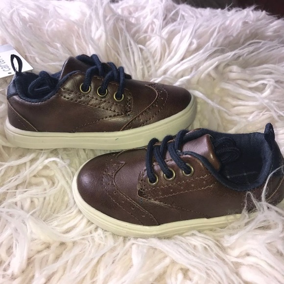 Carter’s Toddler Boy Shoe - Picture 2 of 4